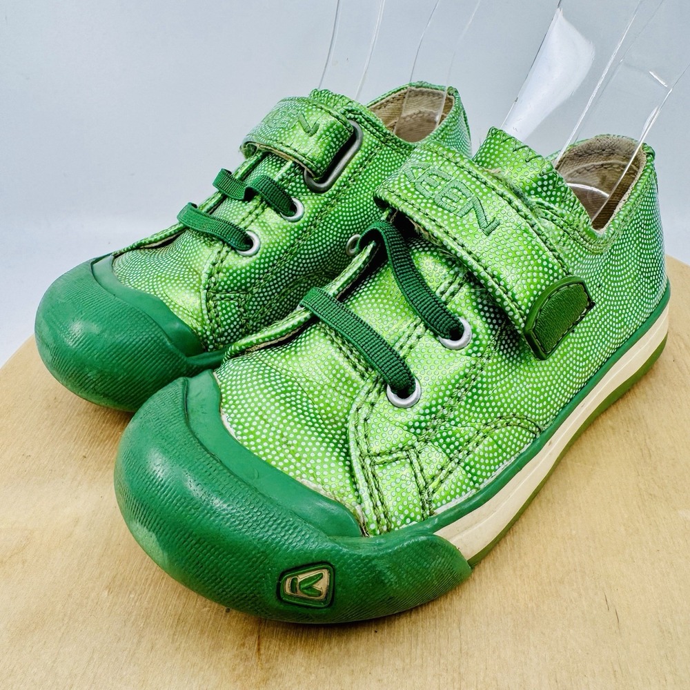 KEEN Coronado Kids Sneakers US 9 EU 26 Green Metallic Hook Loop Strap Shoes Bugs
